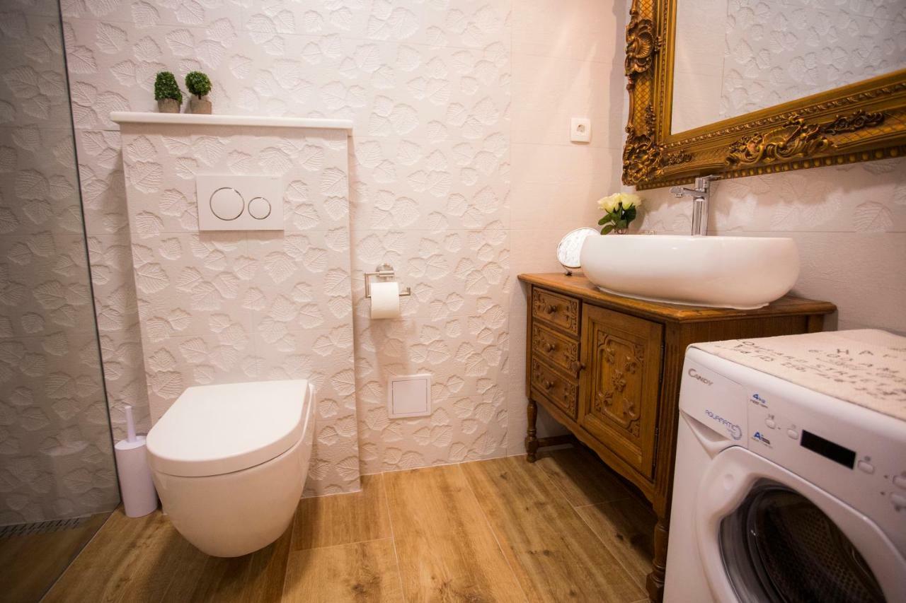 Studio Apartman Ana Split Extérieur photo