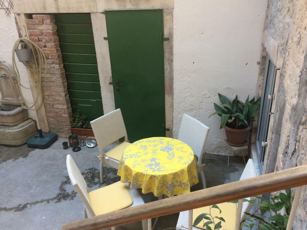 Studio Apartman Ana Split Extérieur photo